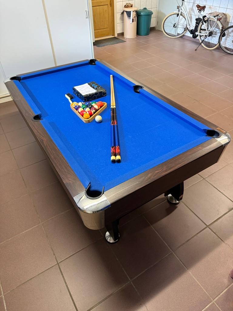Pooltafel blauw, Ophalen, Gebruikt, Pooltafel