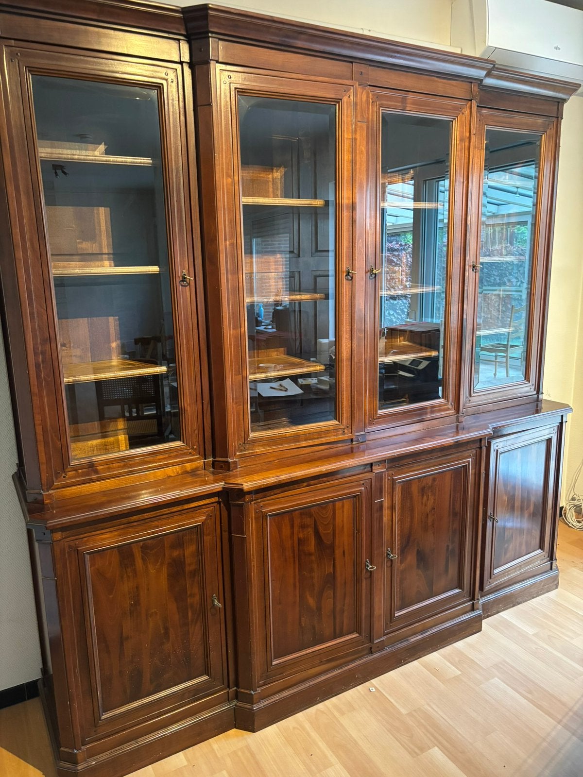 Bibliothèque en acajou à quatre portes vitrées, XIXe siècle, Maison & Meubles, Enlèvement ou Envoi, Comme neuf