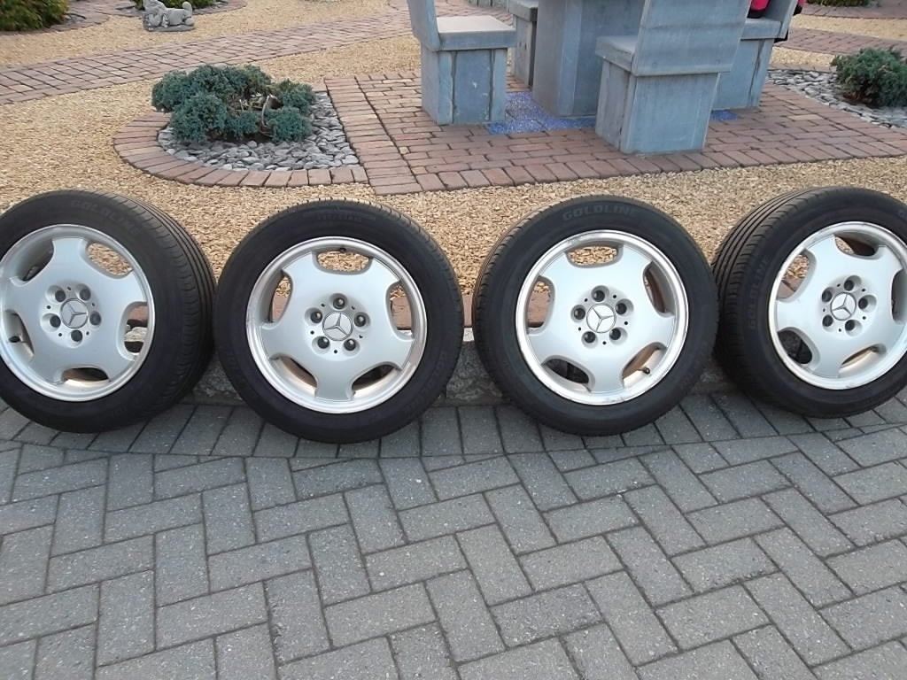 mercedes w124, Autos : Pièces & Accessoires, Enlèvement, Pneu(s)
