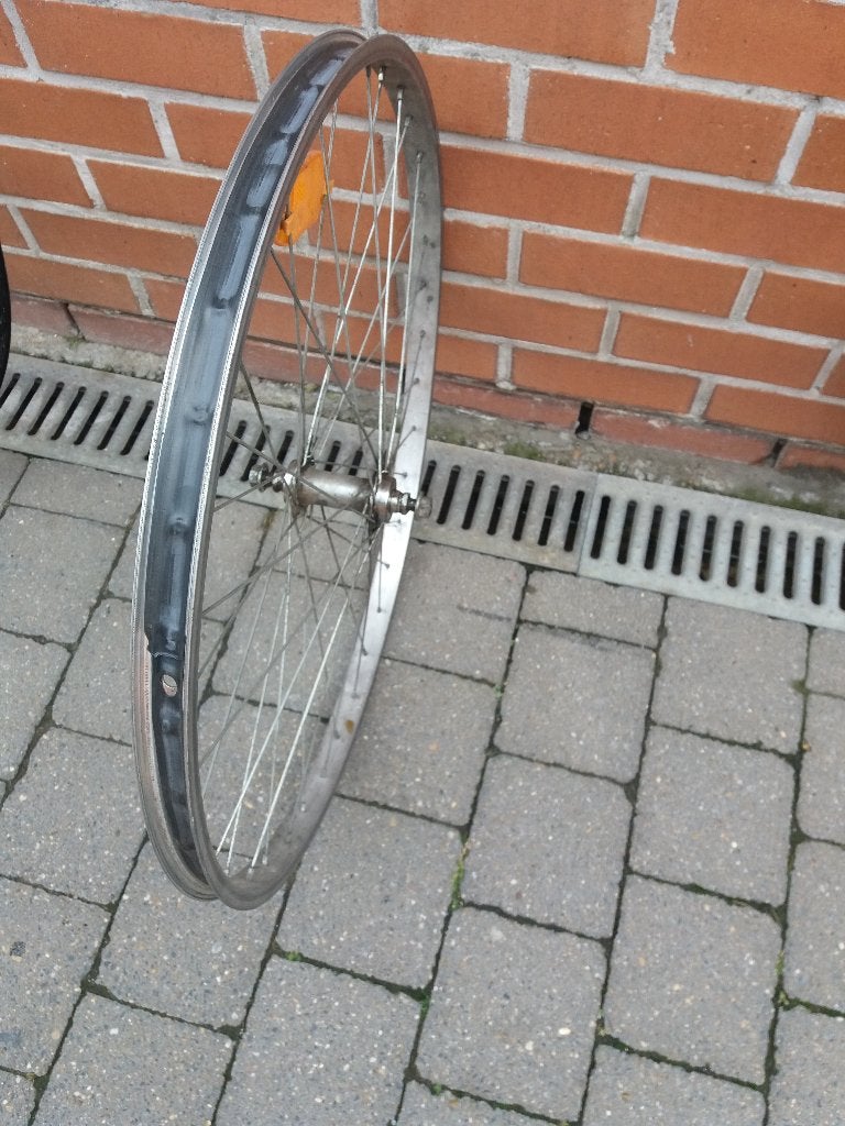 voorwiel  26 inch, Fietsen en Brommers, Fietsonderdelen, Gebruikt, Staal, Ophalen, Overige merken