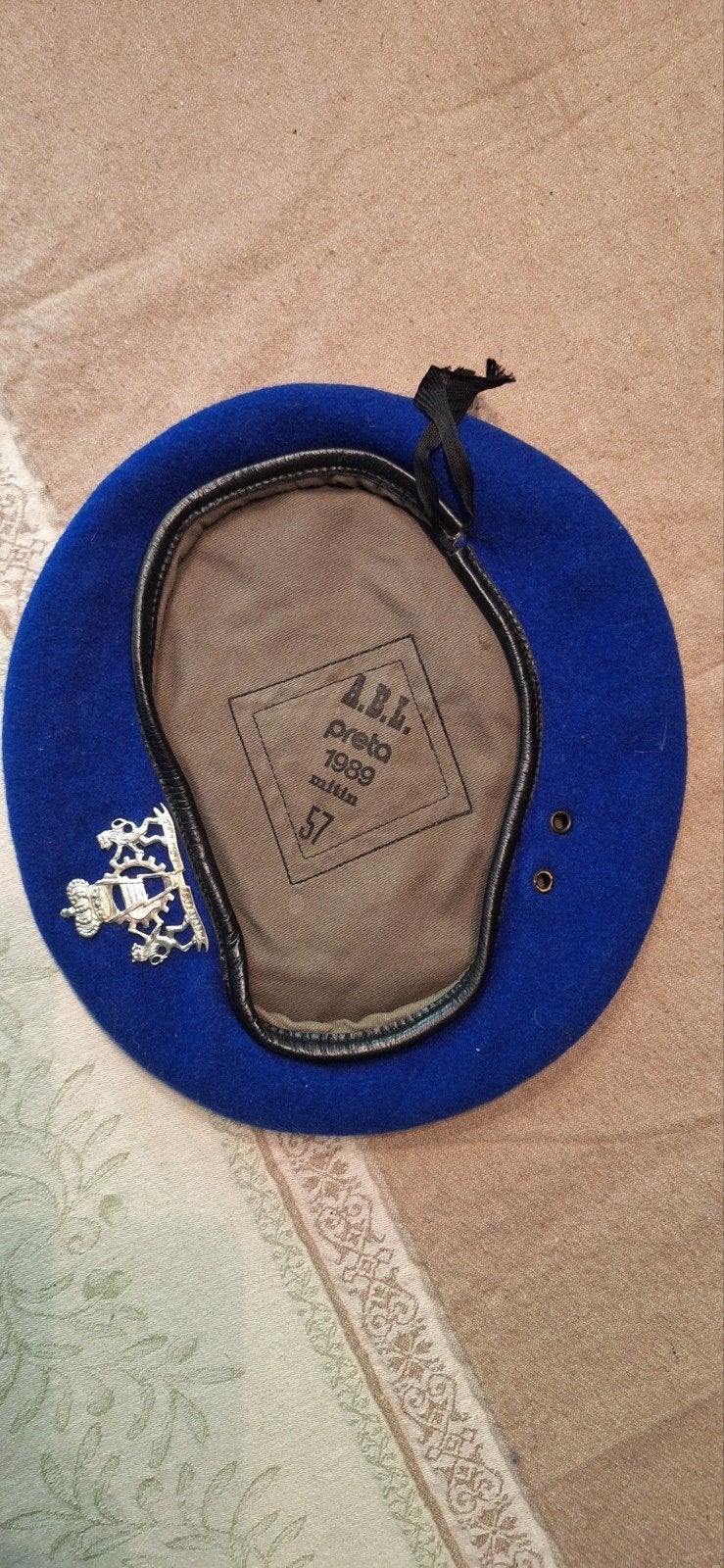 Béret bleu roi Transmissions ABL 1989 d'origine - Taille 57, Collections, Enlèvement ou Envoi, Armée de terre, Casque ou Béret