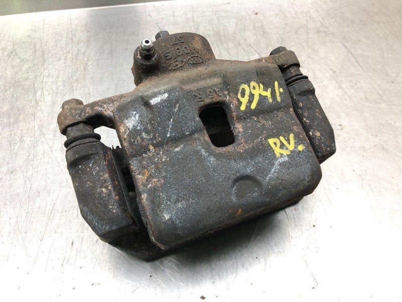 ETRIER DE FREIN AVANT DROIT Hyundai i30 Wagon (GDHF5), Utilisé, Hyundai