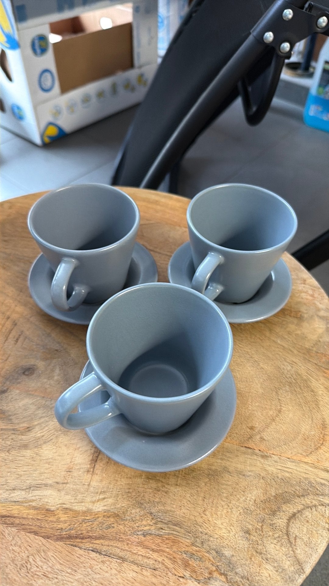 3 kleine blauwe tasjes met bijhorend bordje, Enlèvement, Comme neuf