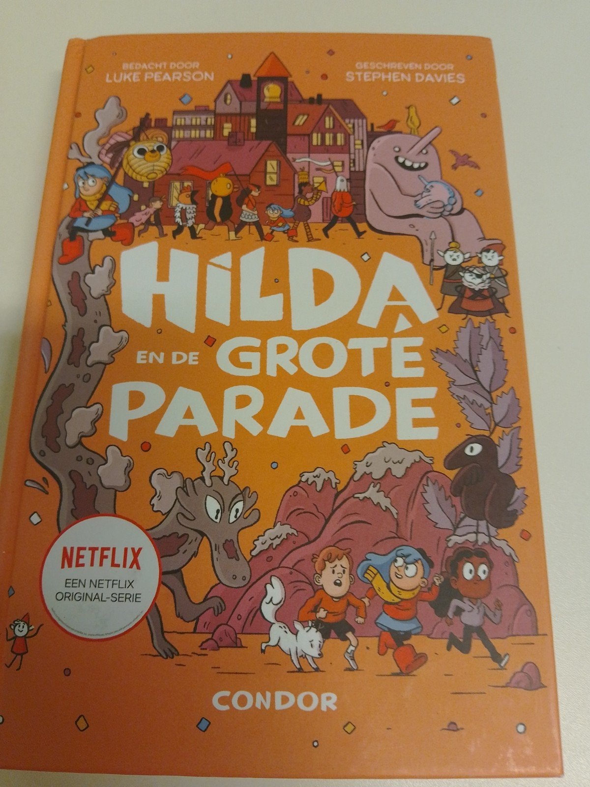 Stephen Davies - Hilda en de grote parade, Enlèvement ou Envoi, Stephen Davies; Luke Pearson