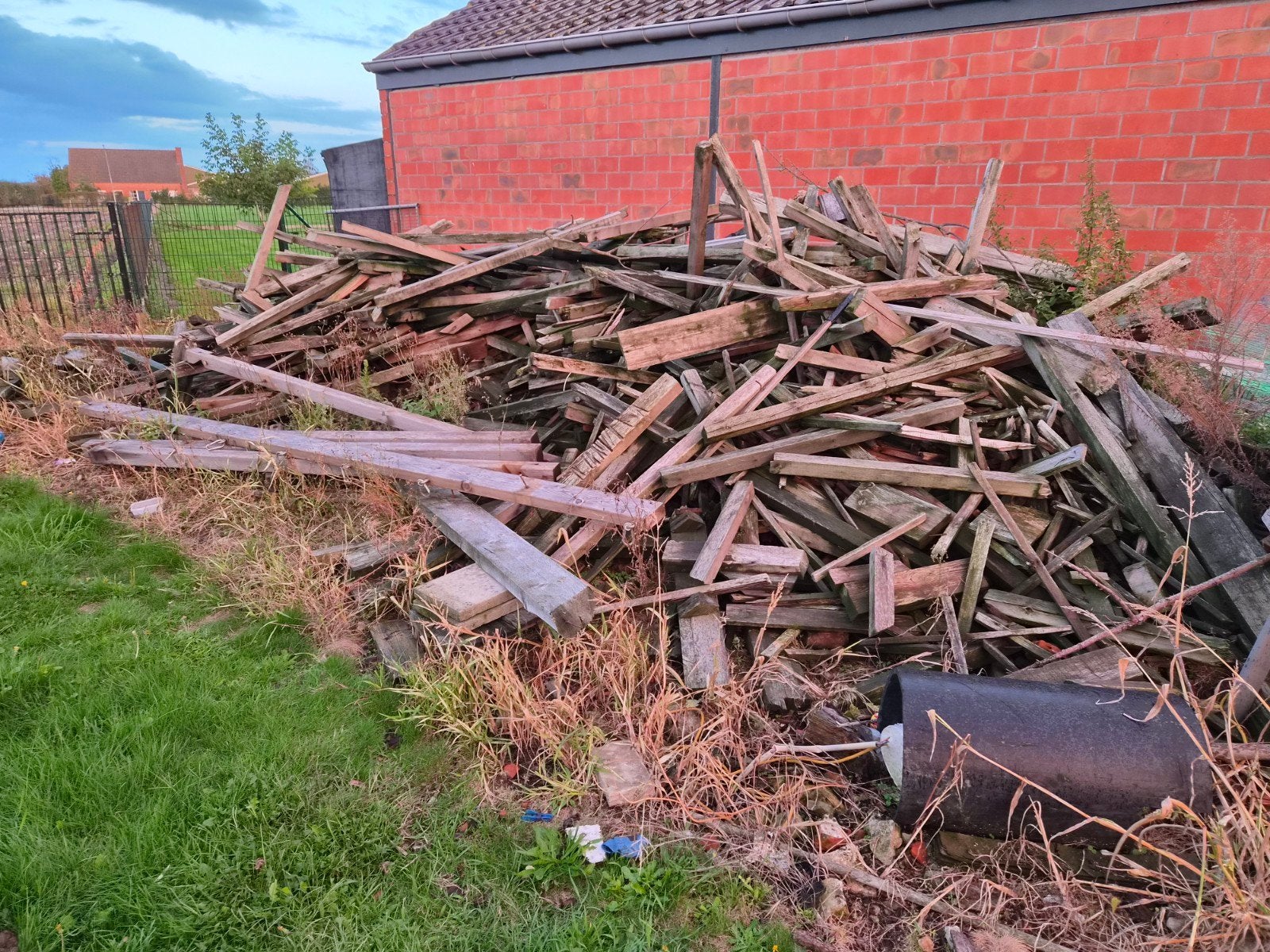gratis hout, Enlèvement
