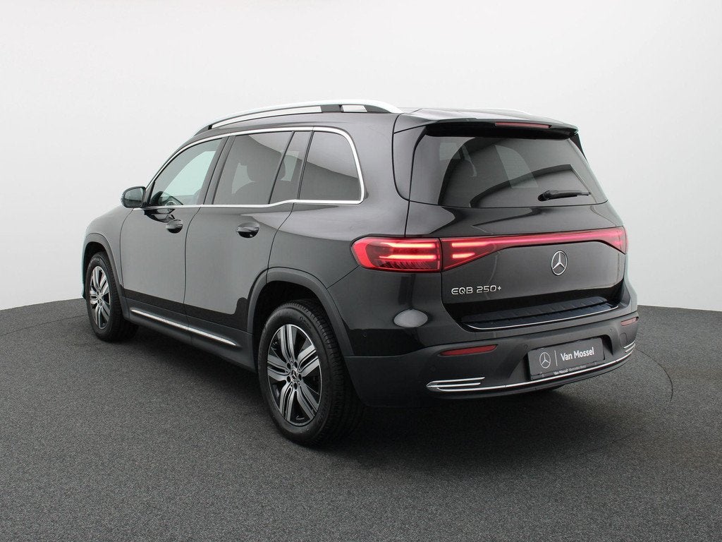 Mercedes-Benz EQB 250+ Luxury Line + 7 ZITPLAATSEN + CARPLAY, Gebruikt, 71 kWh, 5 deurs, 140 kW