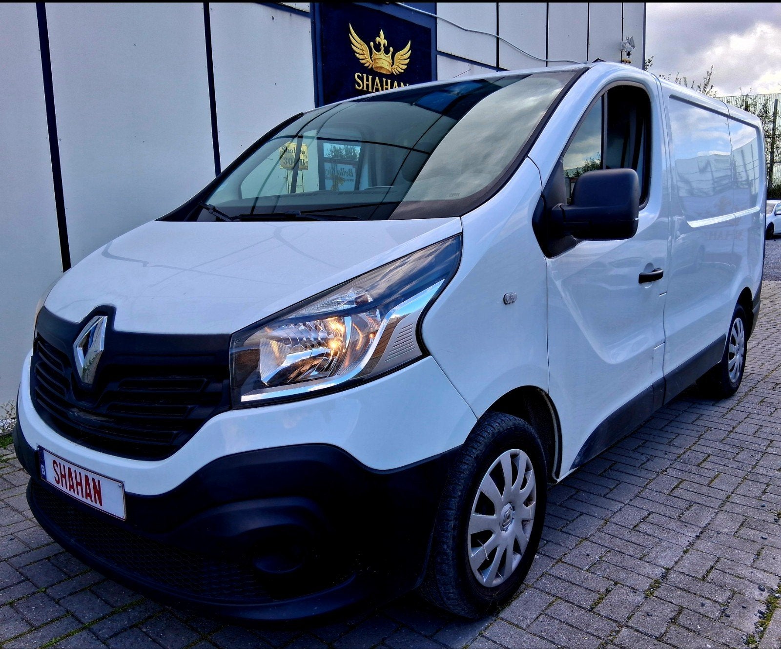 Renault trafiec 2018, Auto's, Voorwielaandrijving, 4 deurs, Stof, 4 cilinders