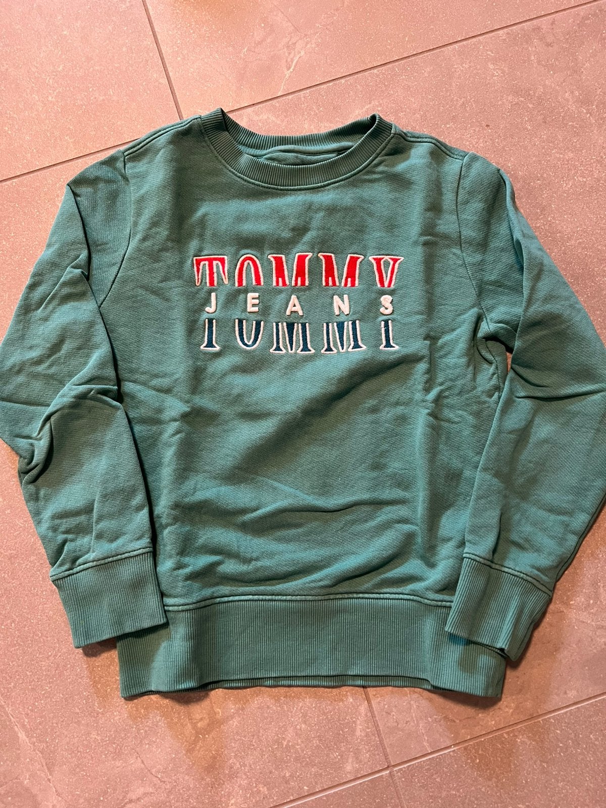 Trui tommy hilfiger, Kinderen en Baby's, Ophalen, Zo goed als nieuw