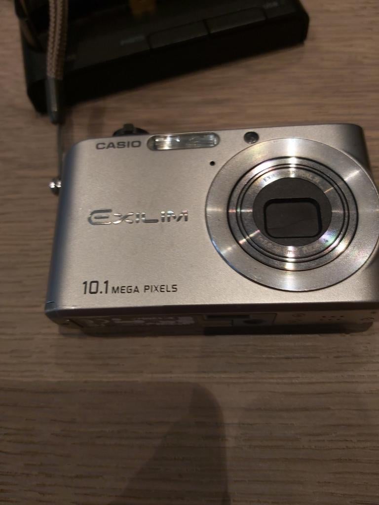 Casio Exilim camera, Ophalen