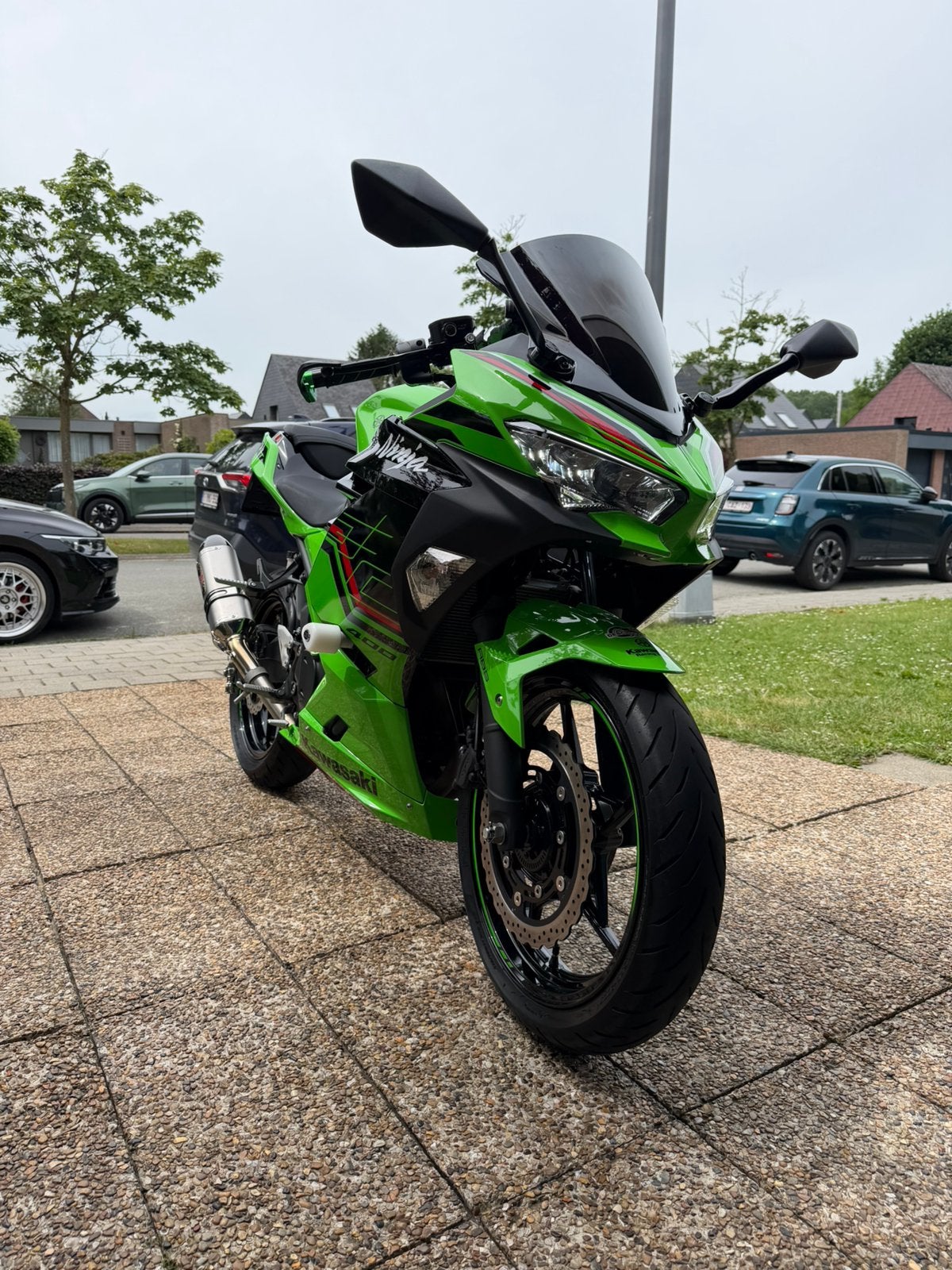 Kawasaki Ninja 400 KRT Special Edition 2023 4.800km perfect!, Motoren, Motoren | Kawasaki, 400 cc, 2 cilinders, Occasion, Super Sport