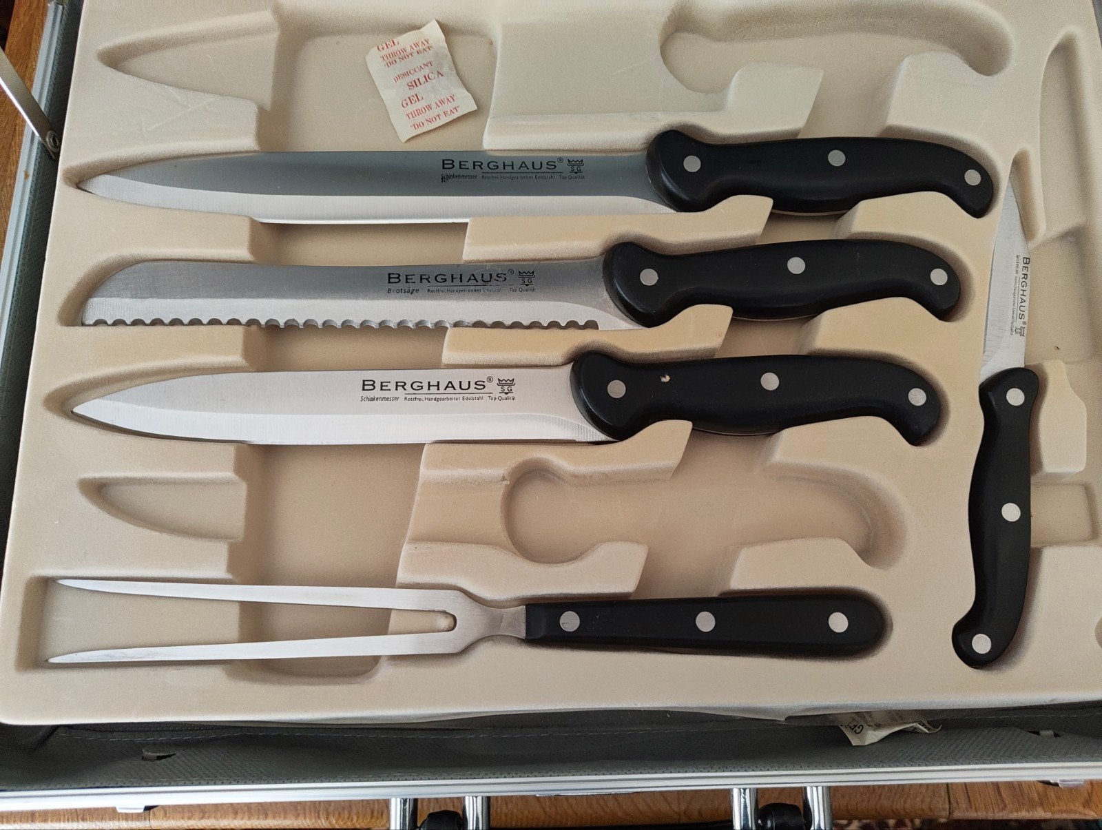 Koffer keukenmessen, Huis en Inrichting, Keuken | Bestek, Ophalen