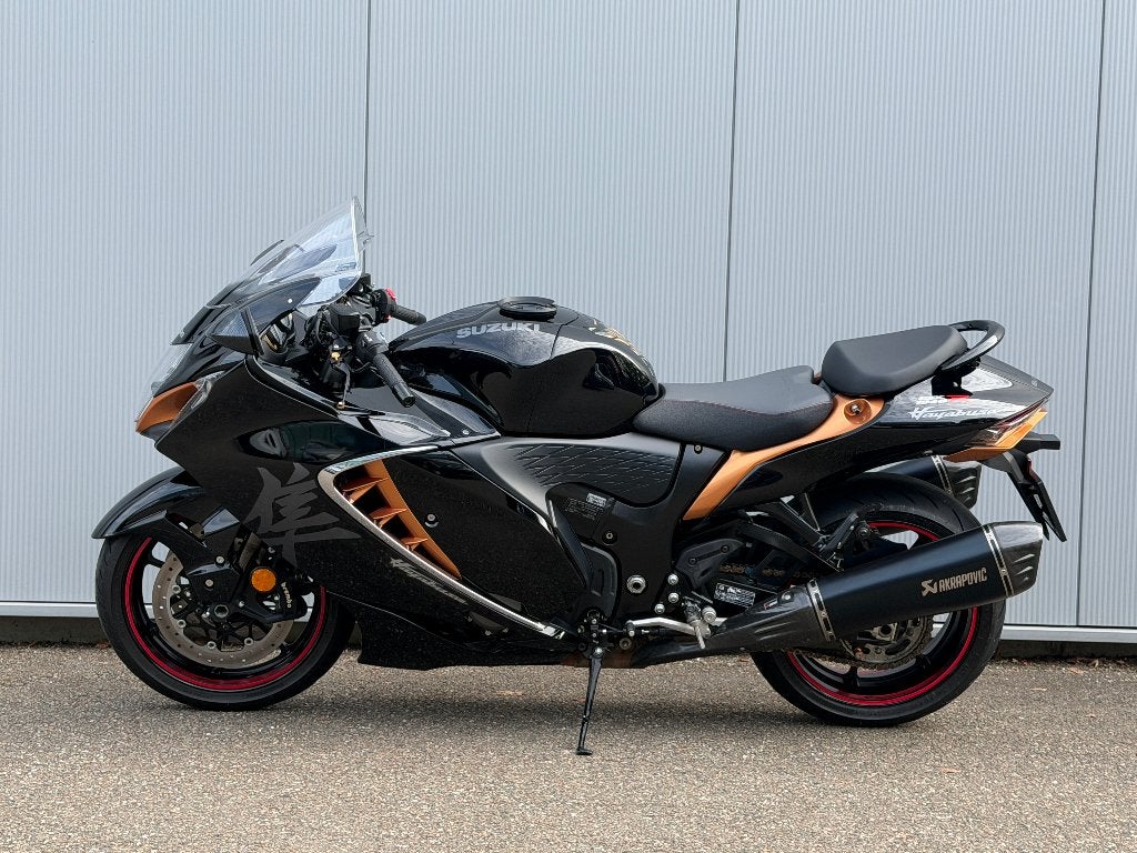 Suzuki GSX 1300 R Hayabusa / Akrapovic / 2023 - 11 000km, Motos, Permis Moto A, Entreprise, Plus de 35 kW, 1340 cm³