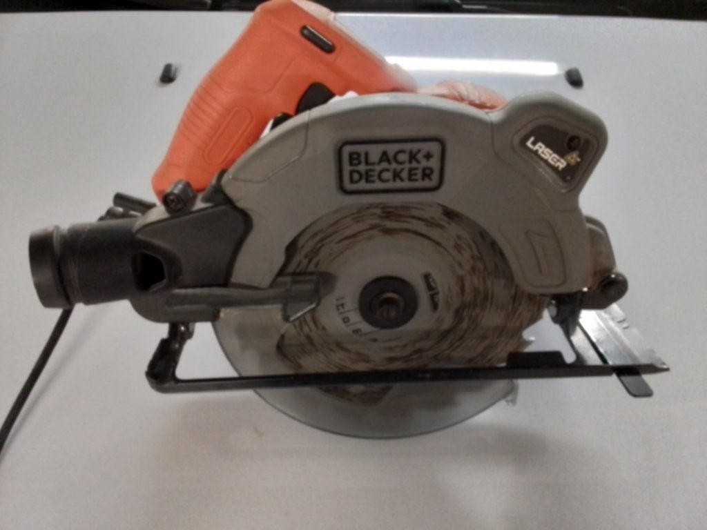 CIRKELZAAG  BLACK & DECKER, 1200 watts ou plus, 30 à 70 mm, Black & Decker, Enlèvement