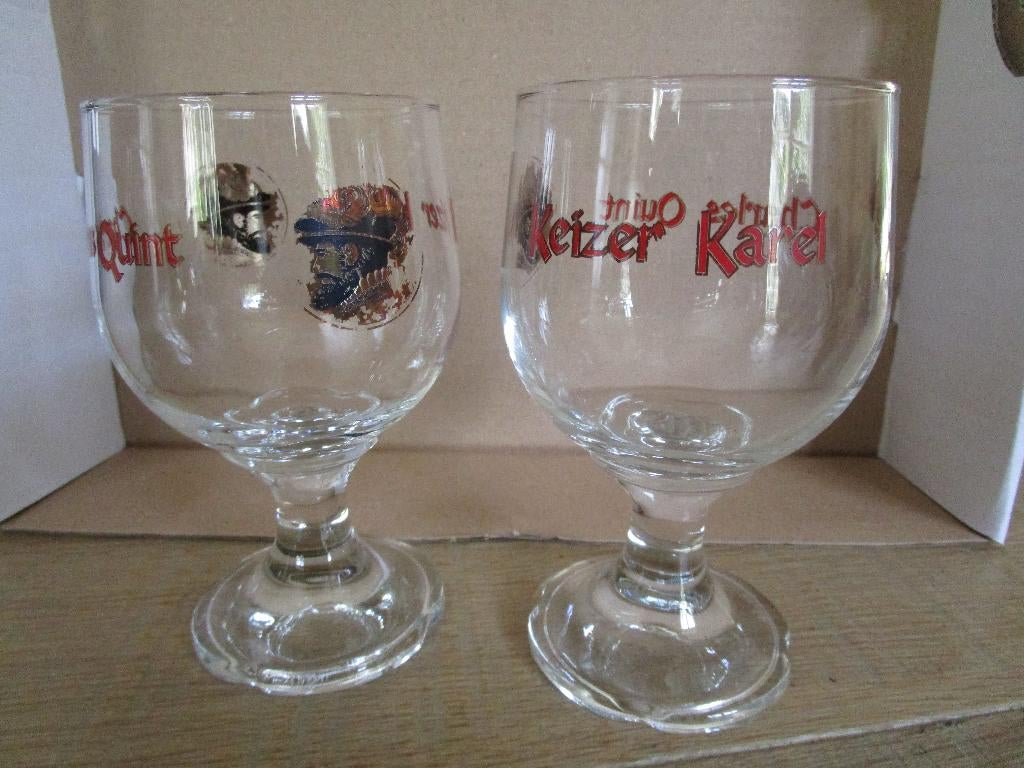 2 bierglazen Keizer Karel, Verzamelen, Biermerken, Ophalen of Verzenden, Zo goed als nieuw, Glas of Glazen