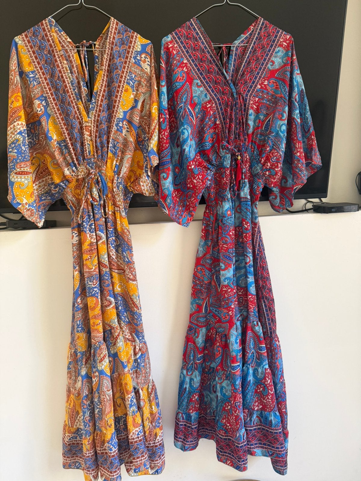 Lot 10 zijden jurken in één maat, Kleding | Dames, Jurken, Ophalen of Verzenden, Zo goed als nieuw