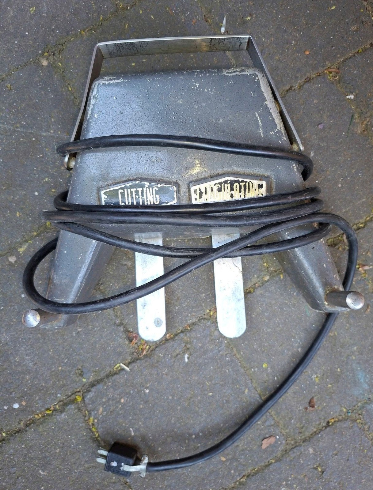 Ancien appareil médical electrochirurgical   industriel labo
