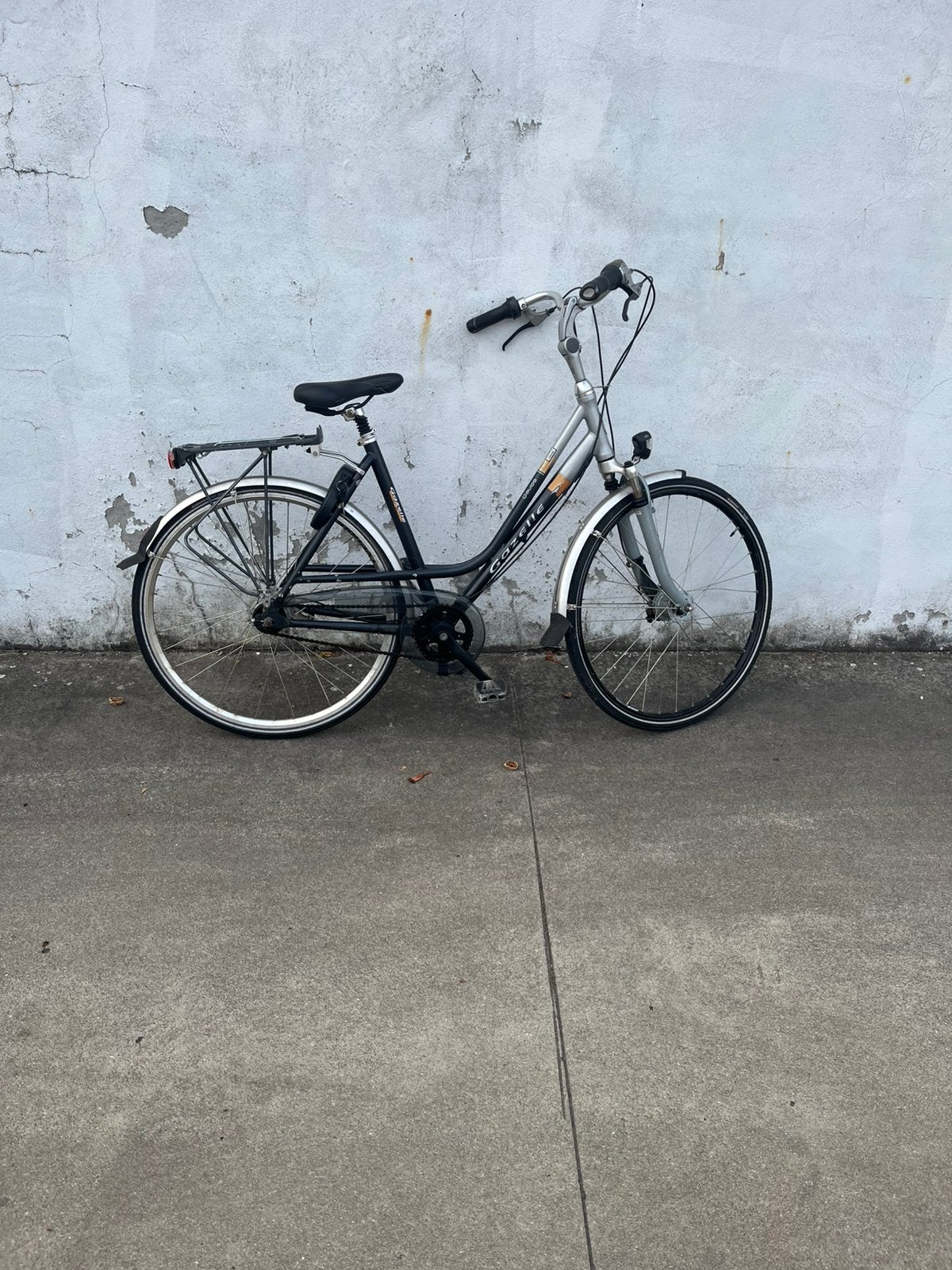 Damesfiets gazelle top staat, Ophalen, Zo goed als nieuw, Gazelle, Versnellingen
