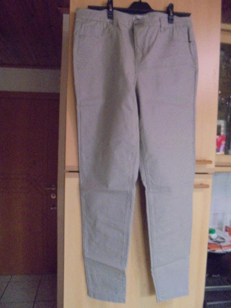 NIEUW Miss Etam broek maat 48, Enlèvement ou Envoi, Comme neuf, Gris, Pantalon ou Jeans