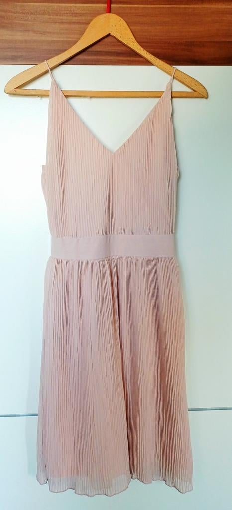 Robe de cocktail rose Vero Moda, Enlèvement ou Envoi, Robe de cocktail, Comme neuf, Taille 34 (XS) ou plus petite
