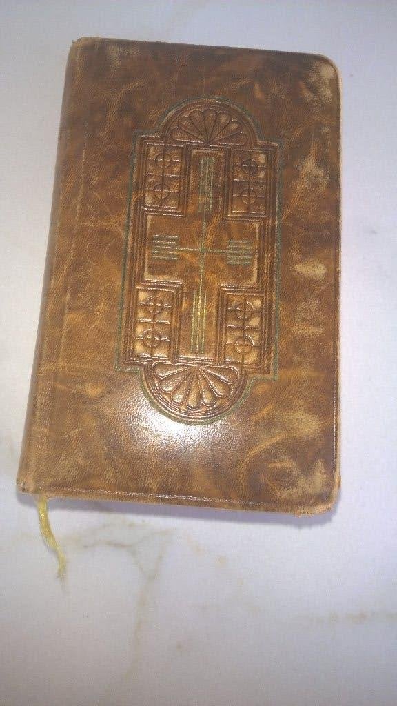 1958 Romeins missaal -  Mis en Vesperboek, Ophalen of Verzenden, Zo goed als nieuw, Christendom | Katholiek