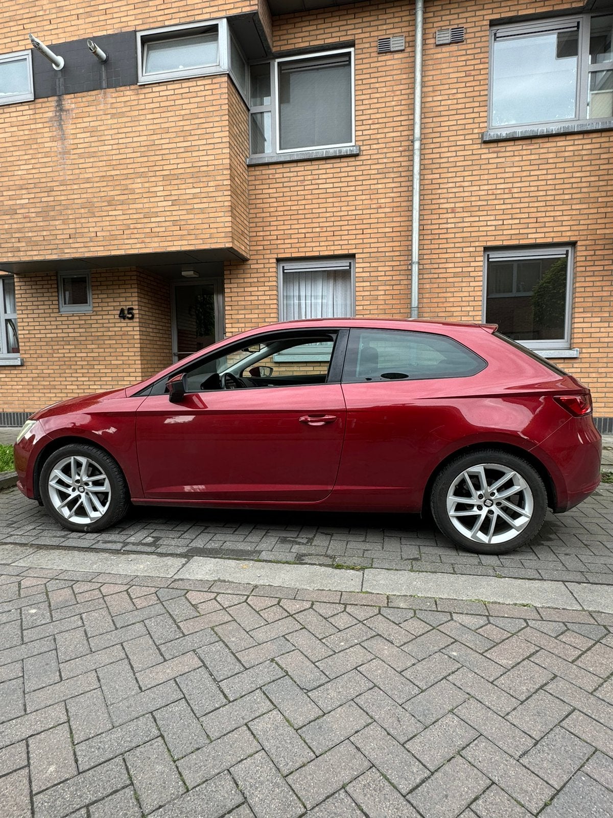 Seat Leon benzine euro 5, Auto's, Seat, Bedrijf, Leon, Benzine, Euro 5, Handgeschakeld, Overige kleuren, Voorwielaandrijving, Ophalen