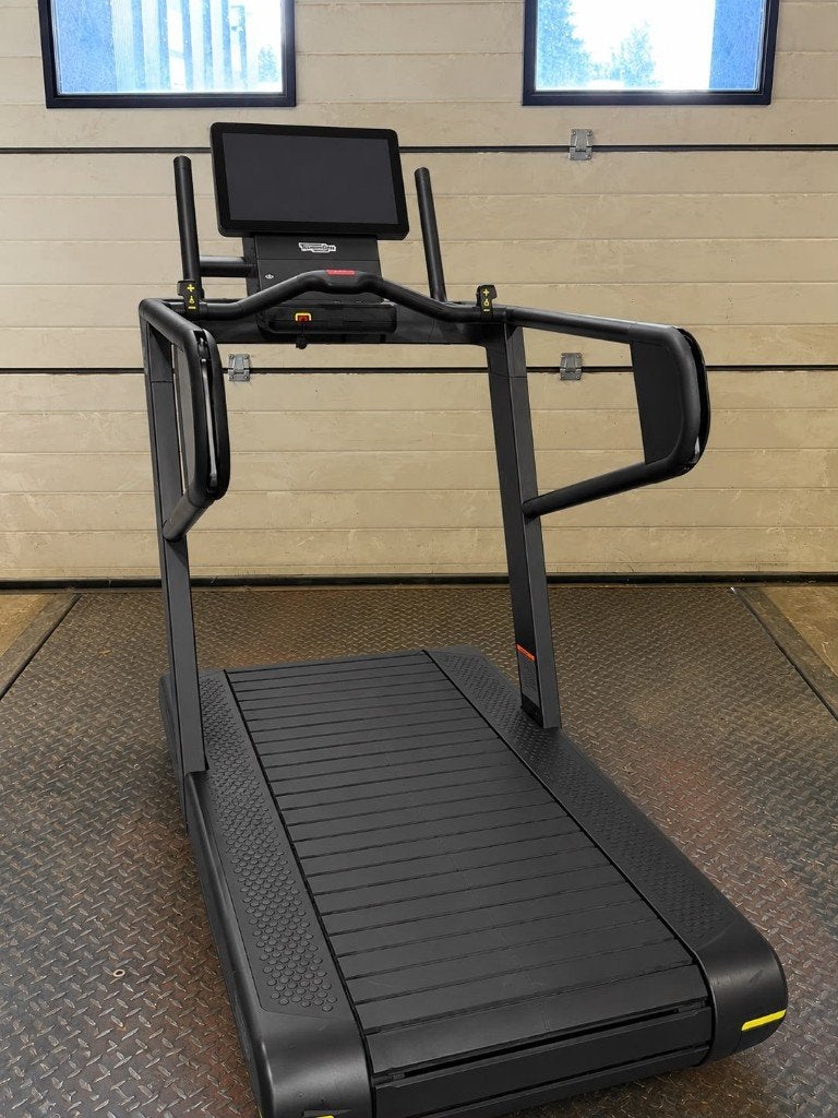 Technogym Skillrun 5000 Unity 3 — 2019, Tapis roulant, Enlèvement, Utilisé, Métal
