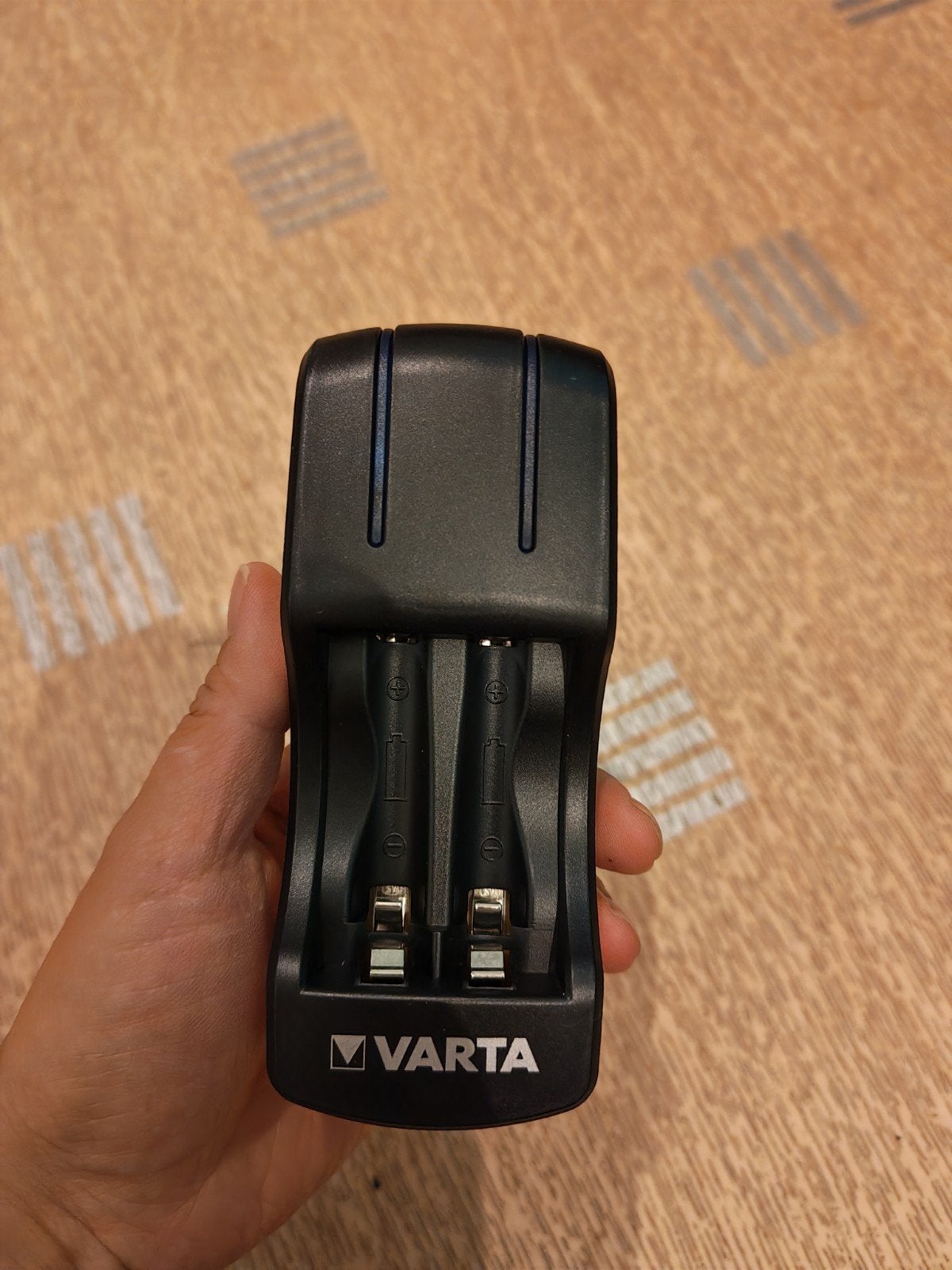 batterij oplader voor AA of AAA batterijen, Enlèvement