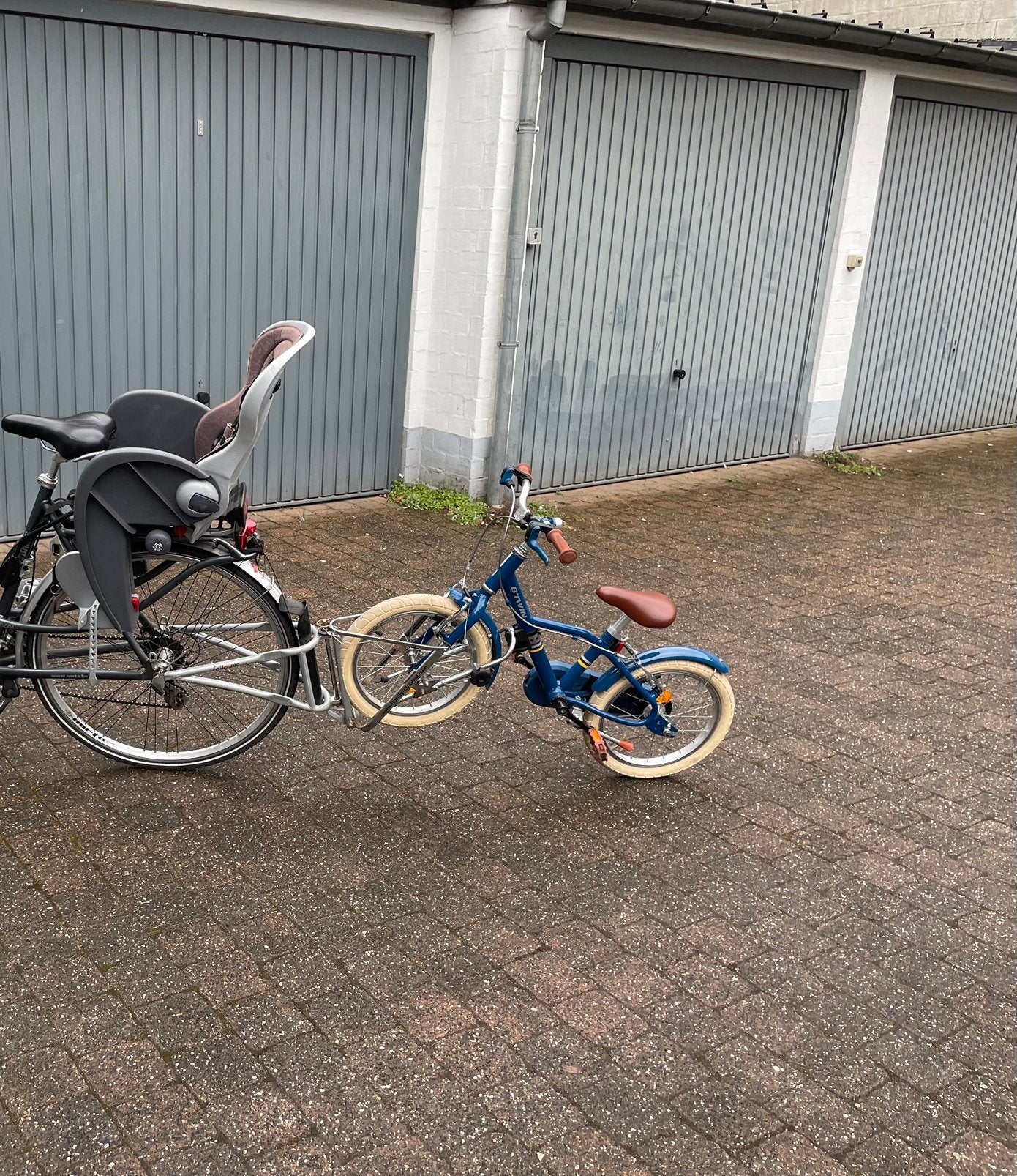 Kinderfiets 4-6 jaar/ 16 inch +follow me, Enlèvement, Comme neuf
