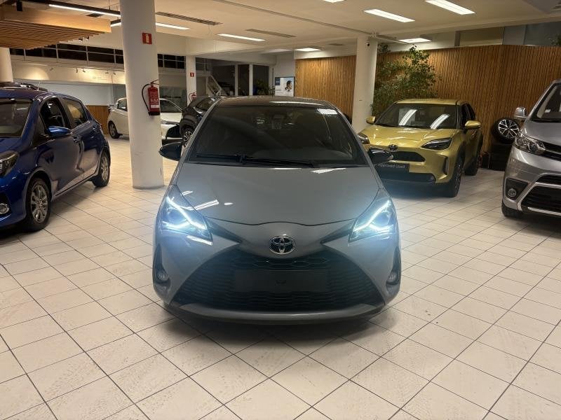 Toyota Yaris GR-S, Auto's, Automaat, 1497 cc, USB, 5 deurs