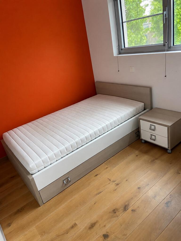 Chambre et bureau en bon état, Enlèvement, Comme neuf, Modern
