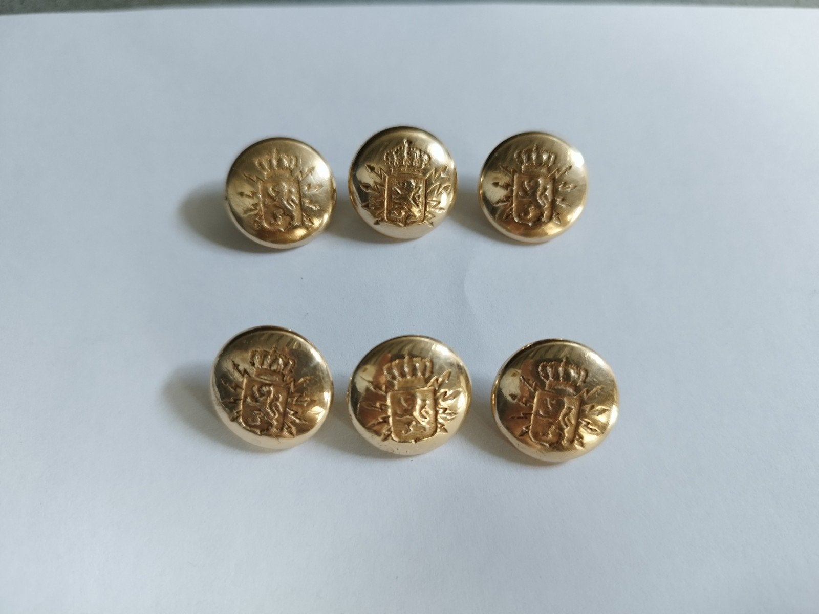 Bouton de manchette armée belge, Enlèvement ou Envoi