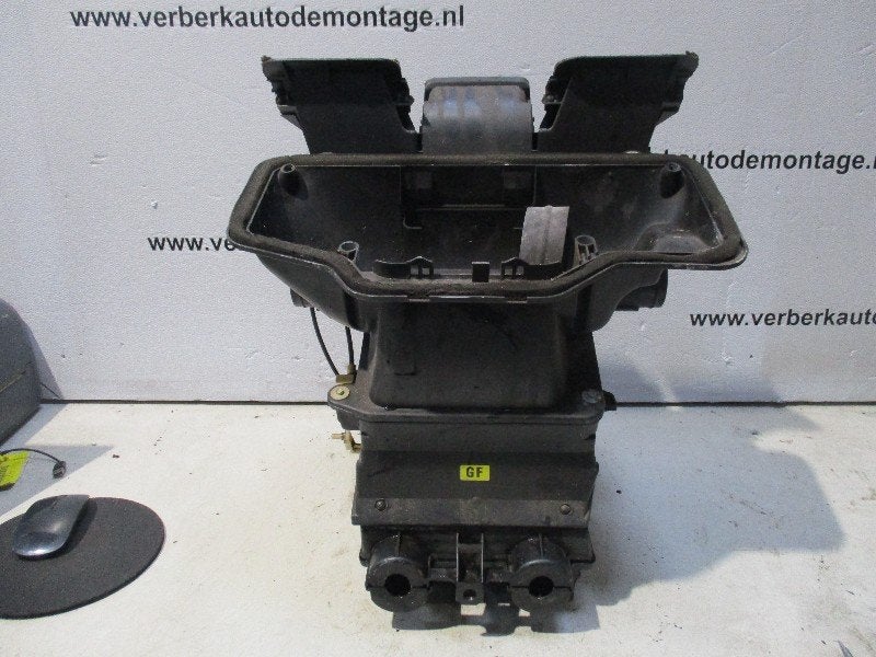 KACHELHUIS Opel Vectra A (86 / 87) (52454965), Gebruikt, Opel, Opel Automobile GmbH, Kontakt-opel@opel.com
