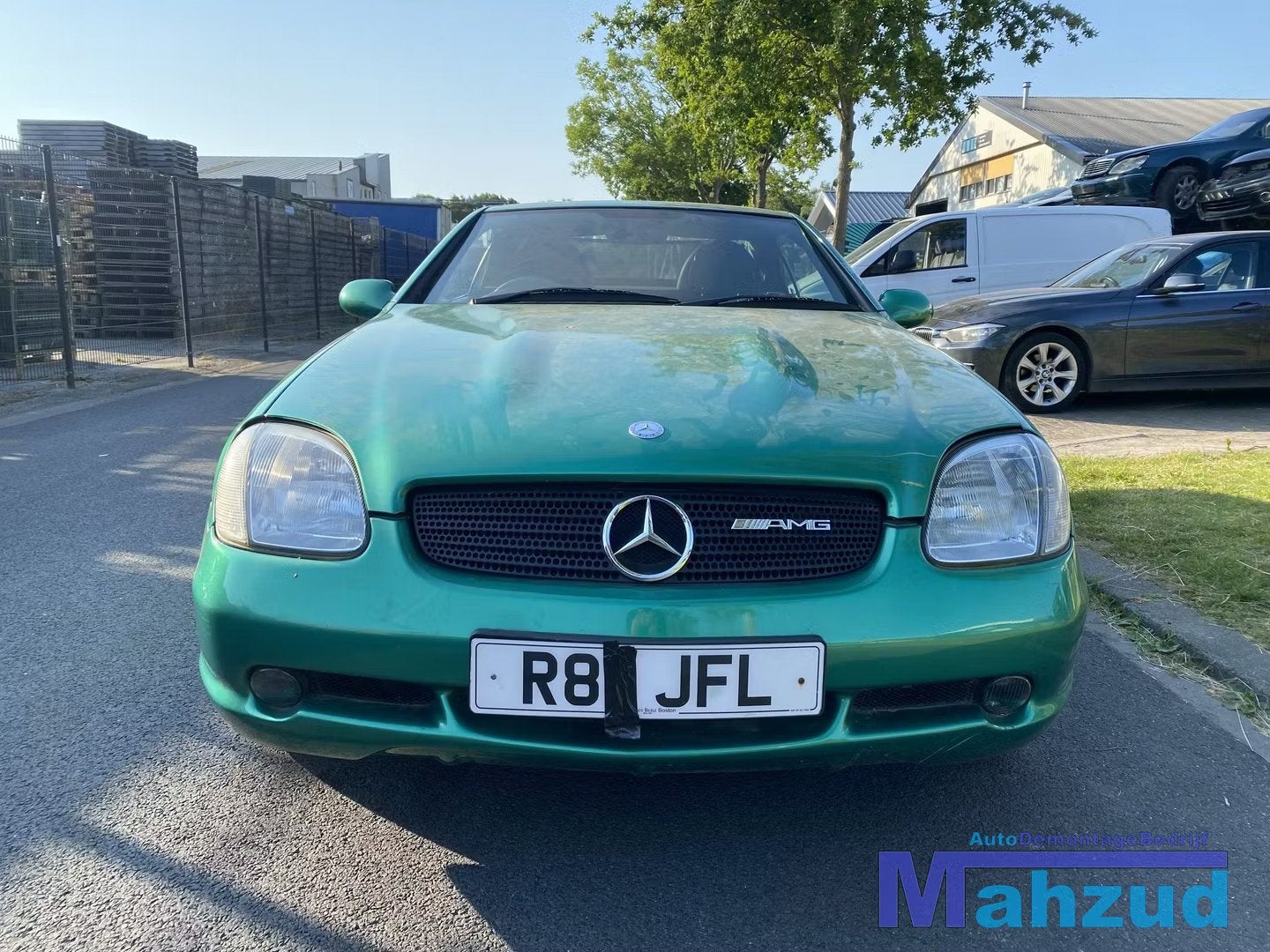 1998 Mercedes SLK R170 2.3 kompressor Groen 252 111973 onder, Gebruikt, Mercedes-Benz AG, Mercedes-Benz, Mercedesstrasse 120
70372  Stuttgart, DE