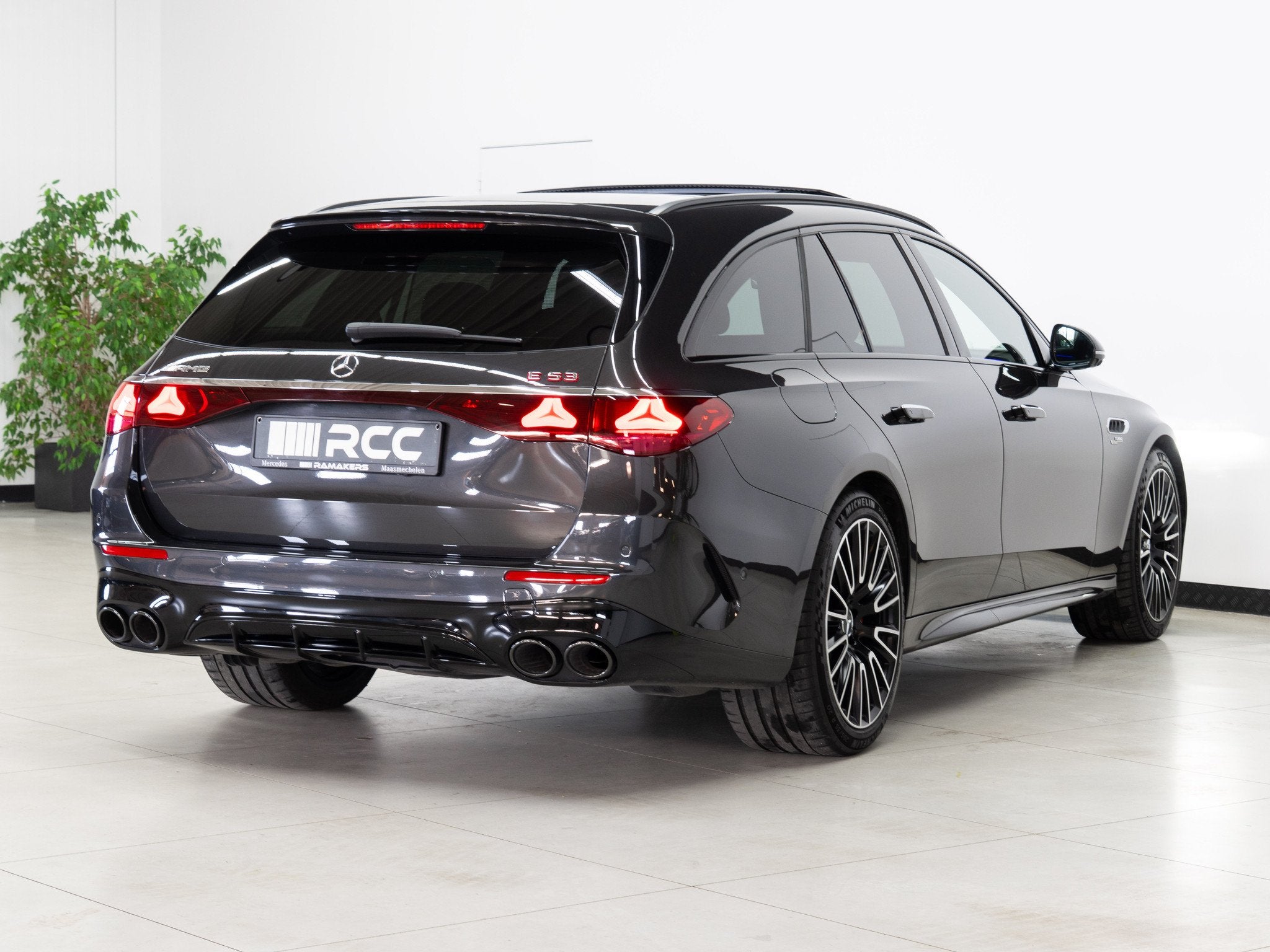 Mercedes-Benz E-Klasse 53 AMG HYBRID 4M+ Night Dynamic-Plus, Argent ou Gris, Achat, 430 kW, Entreprise