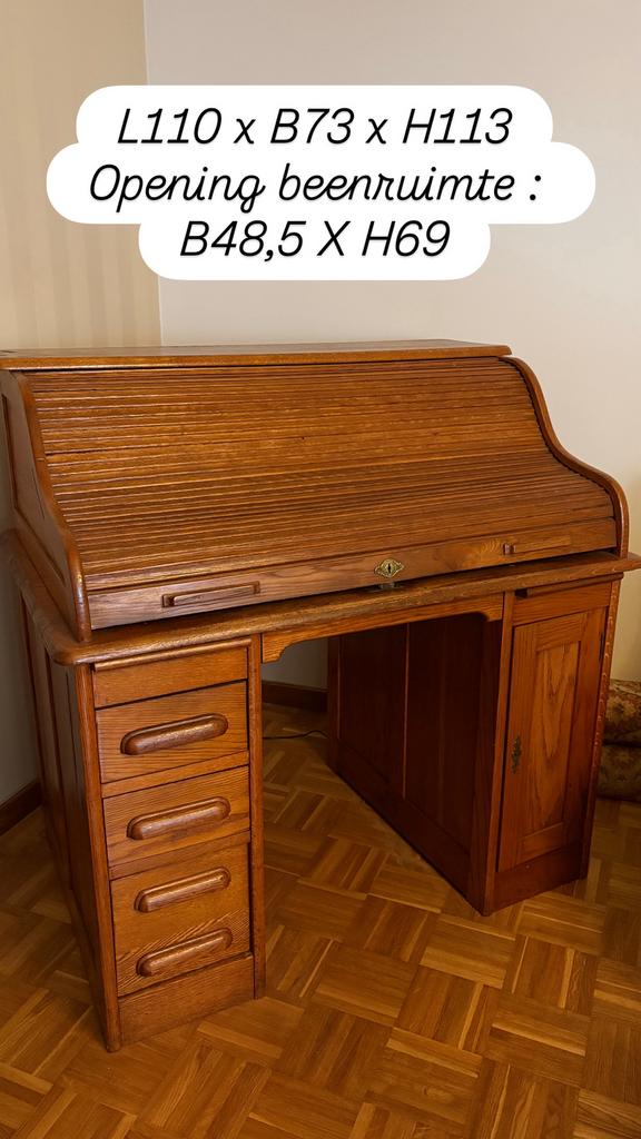 Antiek bureau met rolluik, Ophalen