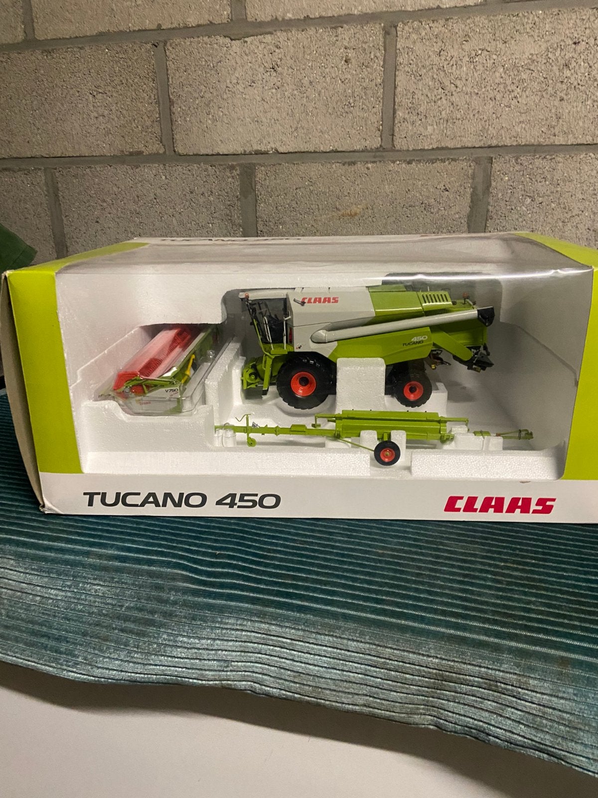 Claas tucano, Hobby en Vrije tijd, Modelauto's | 1:32, Ophalen of Verzenden, Zo goed als nieuw