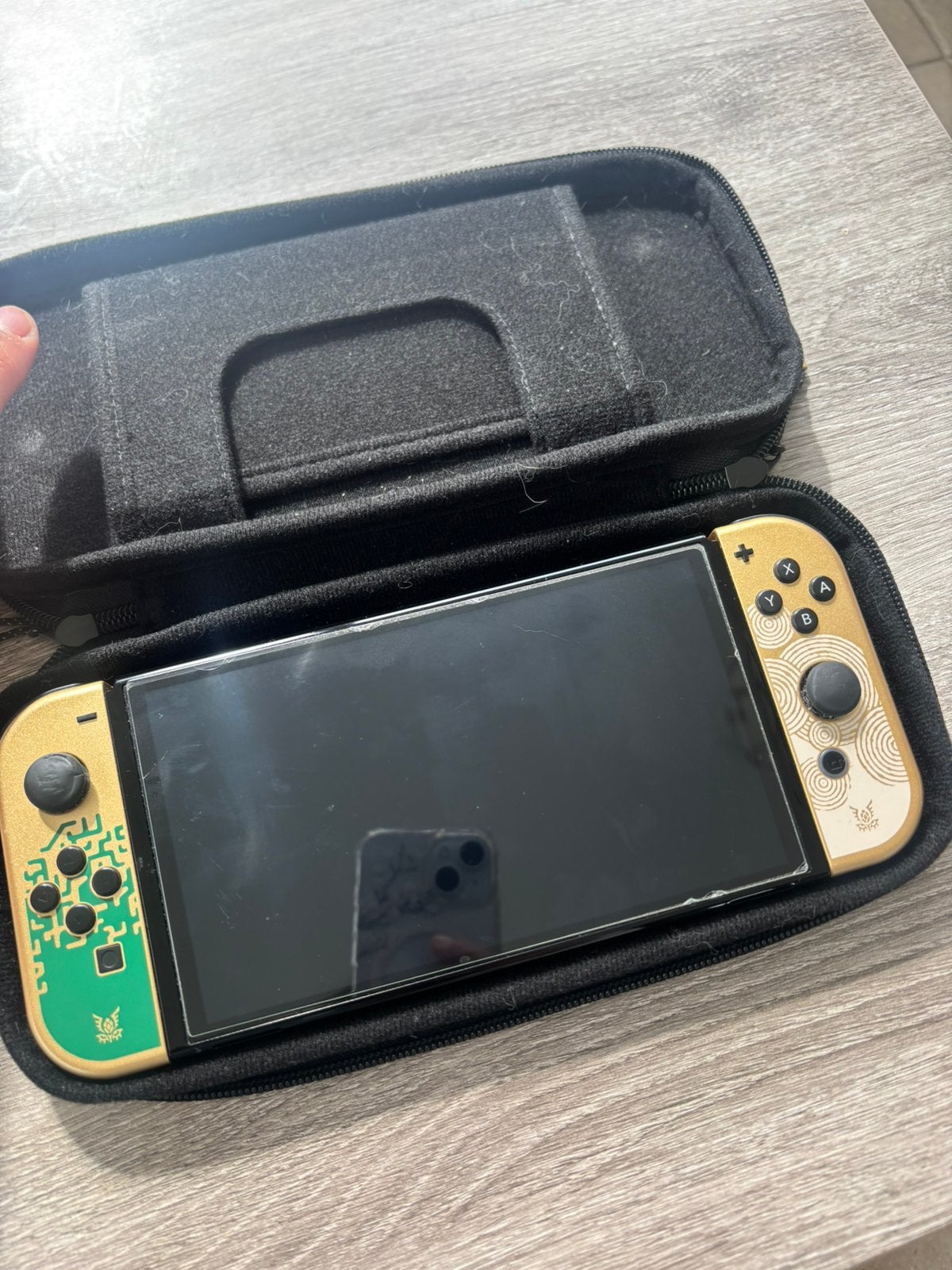 Nintendo switch Oled edition Zelda, Enlèvement, Comme neuf, Avec 2 manettes, Switch OLED