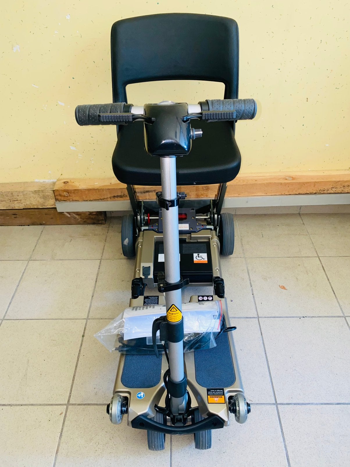 Freerider Luggie is een lichte opvouwbare Scootmobiel plooib, Ophalen of Verzenden