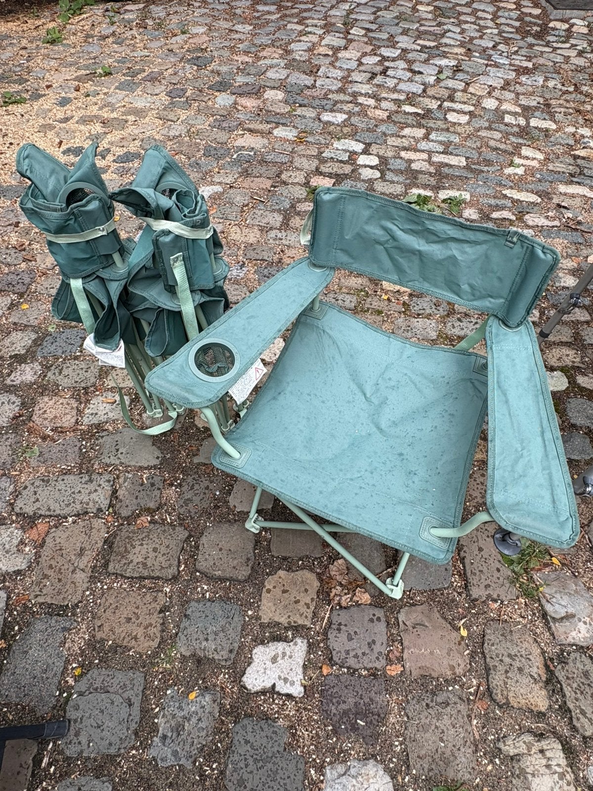 3 Quechua Opvouwbare campingstoelen (2025), Ophalen, Zo goed als nieuw