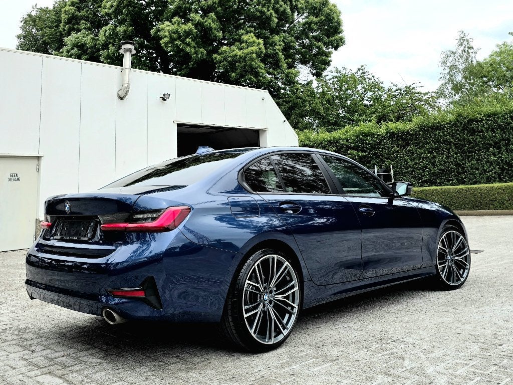 318IA Benzine-Sporseats-Camera-PrivacyGlass-LED-Virtual, Autos, Cuir, Achat, Entreprise, Garantie prolongée