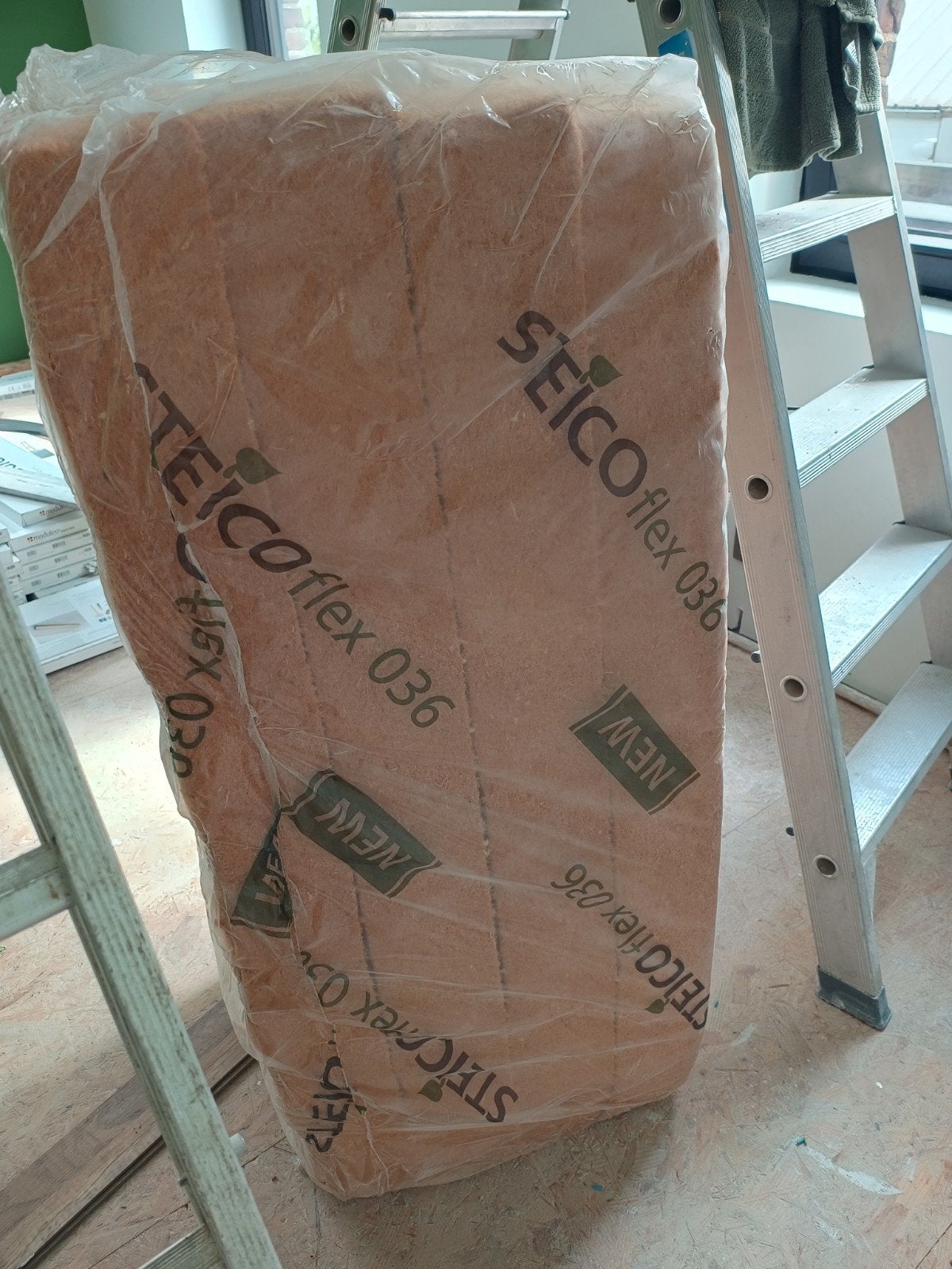 1 pak houtwol - gratis, Doe-het-zelf en Bouw, Isolatie en Afdichting, Ophalen