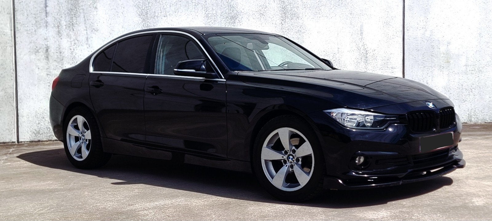 * BMW 318 D ( Gekeurd VV ✅️ ️ ) 2.0 Diesel // Bj 2017 // ️, Euro 6, Entreprise, Entretenue par le concessionnaire, Noir