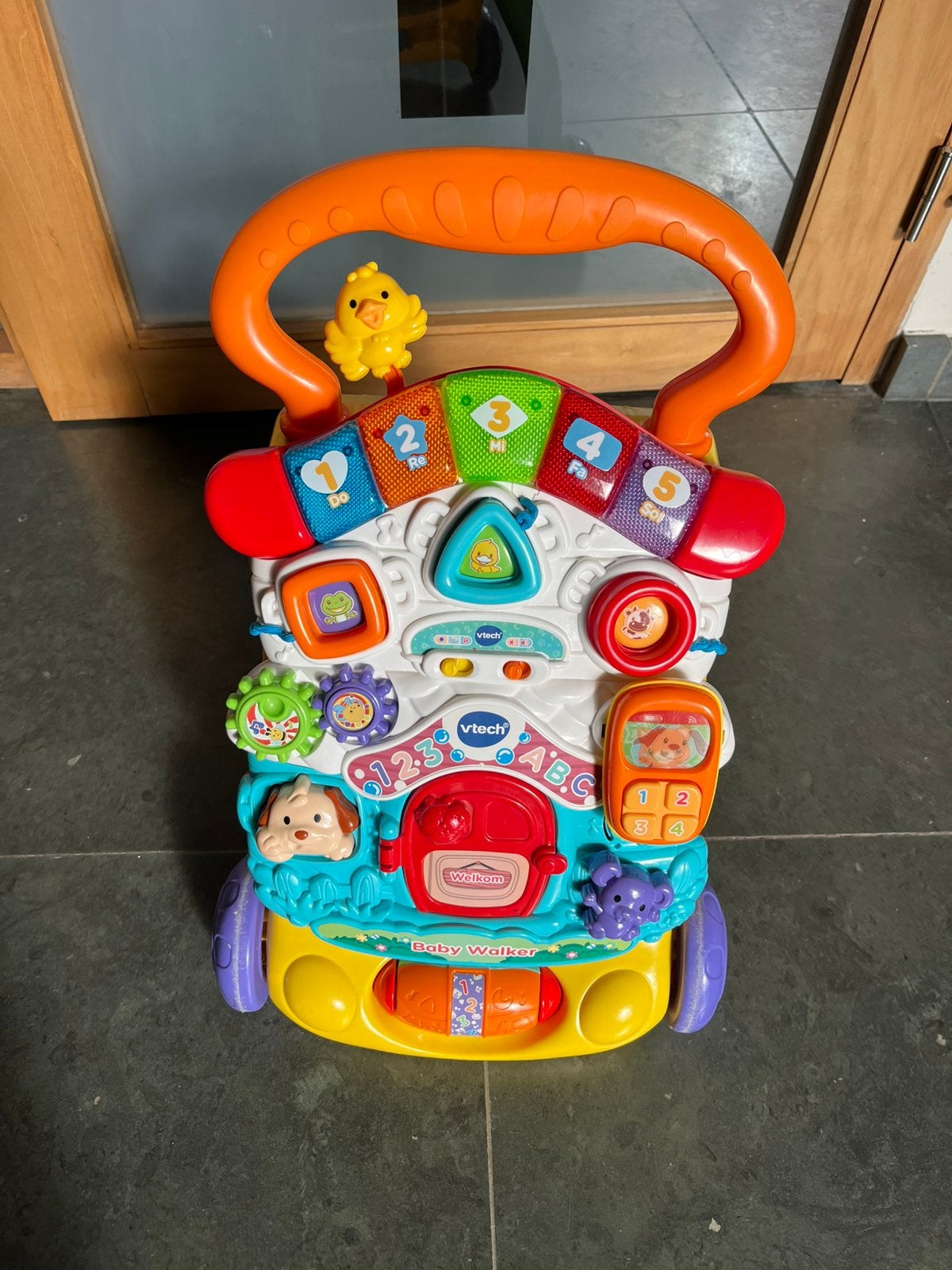 Duwwagentje VTECH,  met muziekjes en geluiden (kan afzetten), Ophalen, Zo goed als nieuw