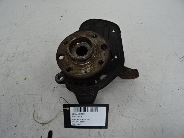 MOYEU DE ROUE AVANT GAUCHE Opel Combo Tour (Corsa C), Utilisé, Rue de l'Espoir 34 34
4030  GRIVEGNÉE, BE, Info@Collignon.be, Opel