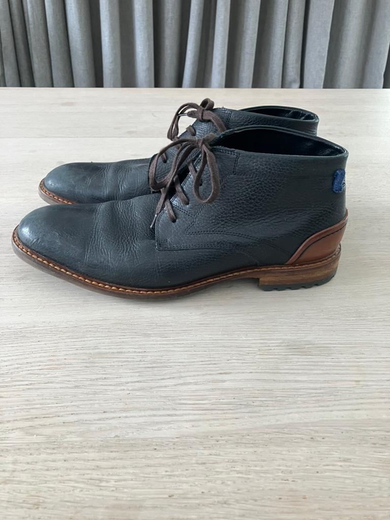 Blauwe Floris Van Bommel schoenen maat 8 (42-43), Vêtements | Hommes, Chaussures, Enlèvement ou Envoi, Chaussures à lacets, Porté