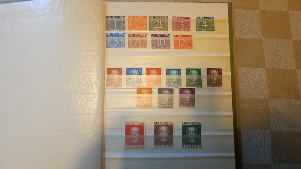 Timbres de Nouvelle-Guinée - neufs, anciens et très divers, Timbres & Monnaies, Enlèvement ou Envoi, Non oblitéré, Nouvelle-Guinée