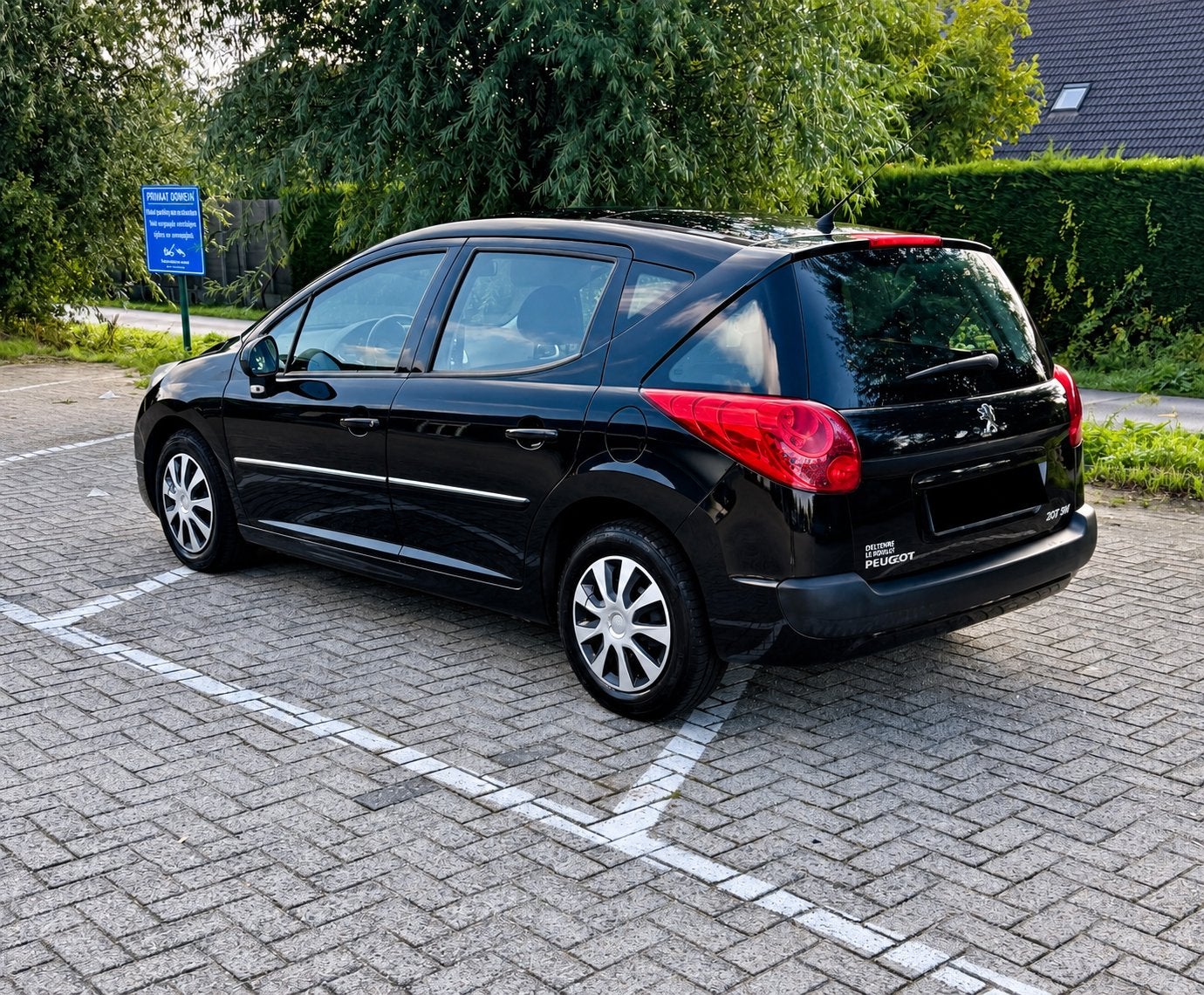Peugeot 207 1.4 VTi - Panodak - 1ste eigenaar - EURO5, Auto's, Euro 5, Stof, Zwart, Zwart