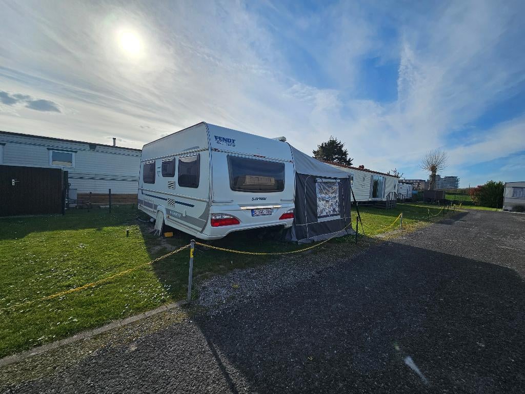 Fendt Saphir 445, Caravanes & Camping, Caravanes, Jusqu'à 4, Coin salon convertible, Particulier, Poêle