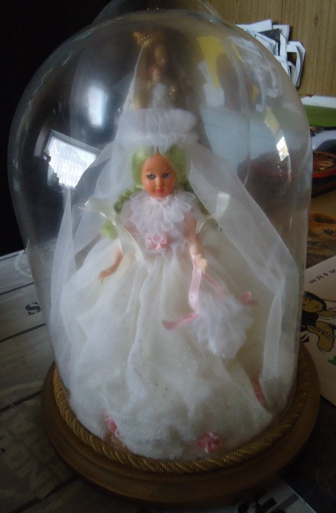 Mooie, ronde glazen stolp., 20 cm, Ophalen of Verzenden, Zo goed als nieuw, Met plateau