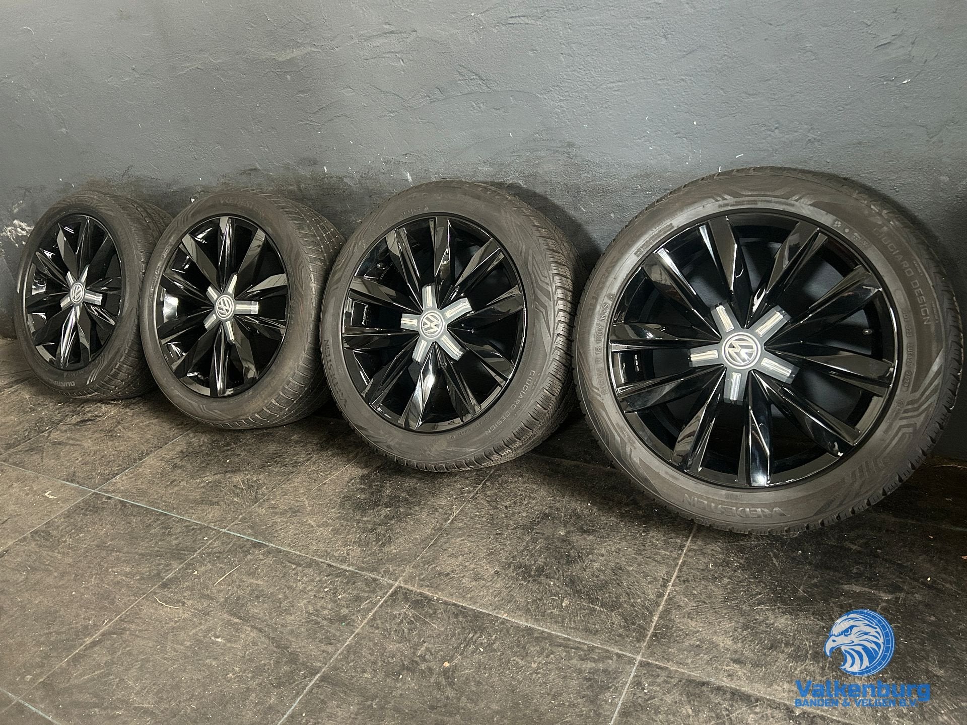 6-7mm! Originele VW Transporter T5 GP T6 T6.1 T7 Multivan Bu, Auto-onderdelen, 18 inch, -, -, Banden en Velgen